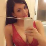 Laura Profile Picture